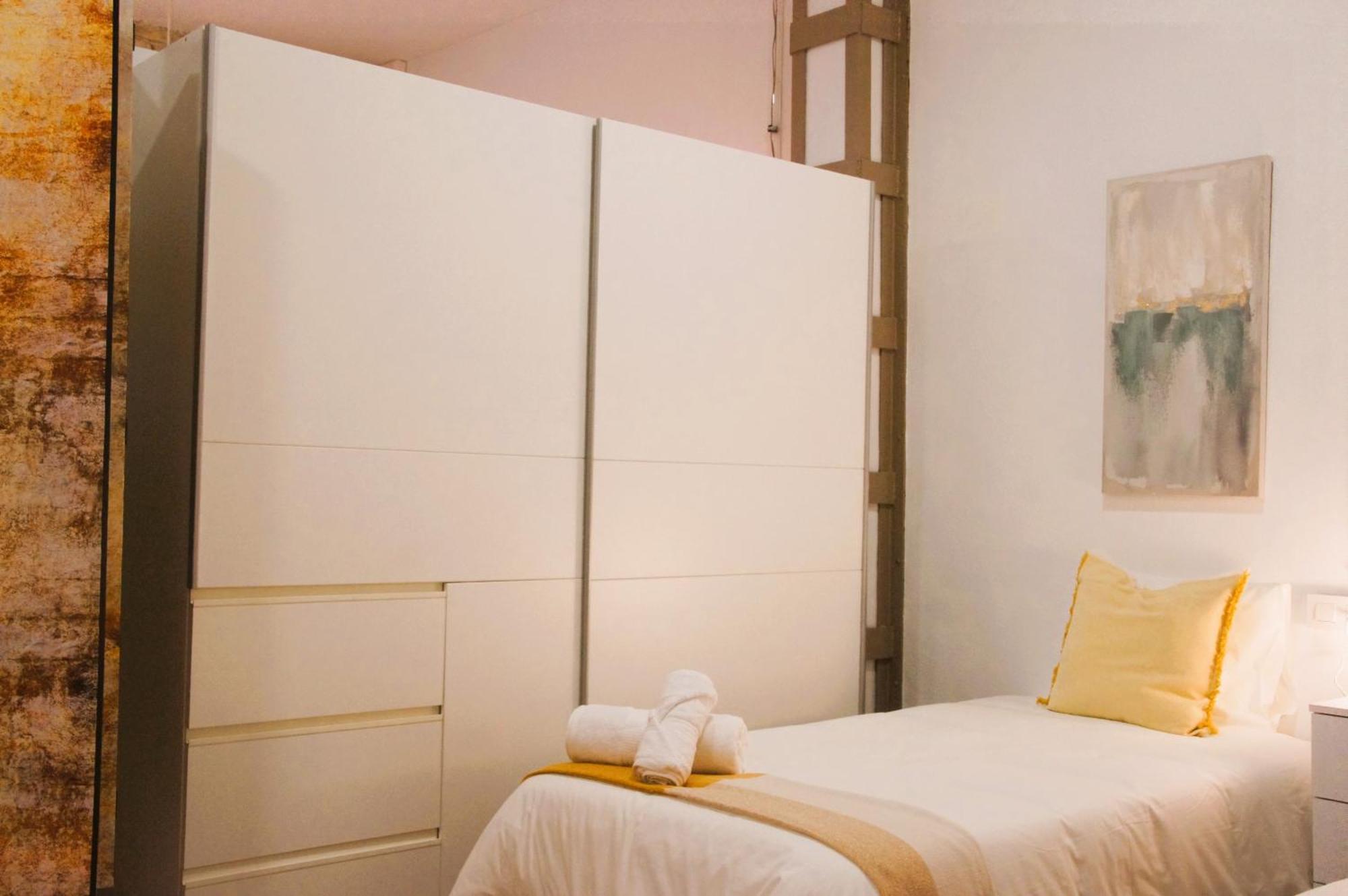 Апартаменты Apartamento Cerca De La Marina En Валенсия Экстерьер фото